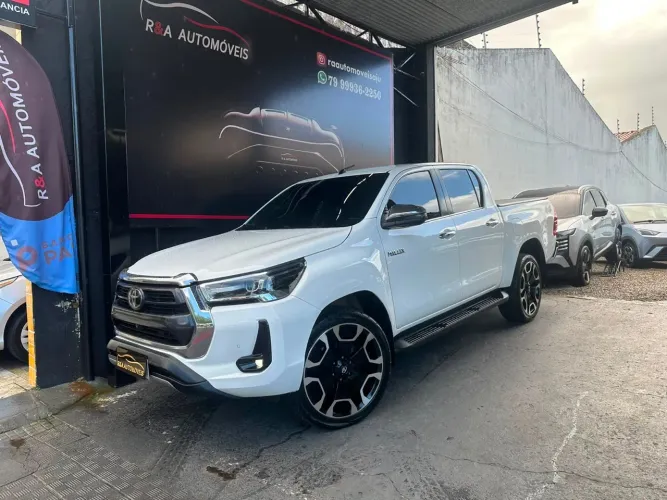 Toyota Hilux CD SRX Limited 4X4 2.8 TDI Die.aut 2022