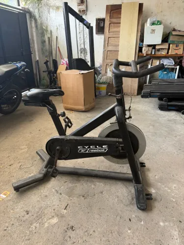Bicicleta ergométrica CYCLE
