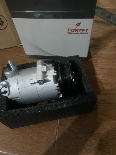 Compressor de ar-condicionado novo