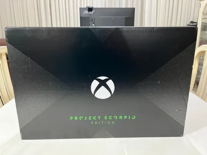 Xbox One X 1TB Edição Project Scorpio Impecável
