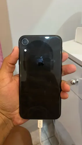 iPhone XR preto