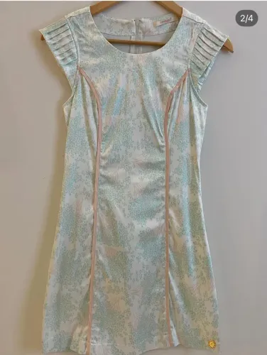 Vestido Cardigan sem uso