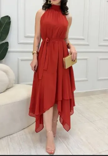 Vestidos na promoção de 220 reais por 90 cada, excelente caimento,!
