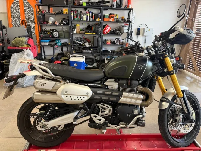 Triumph scrsmbler