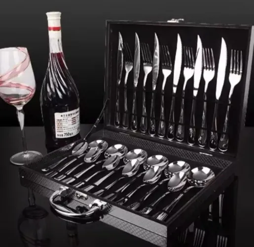 Conjunto de talheres 24 peças luxuoso com caixa Preta Qualidade Premium de aço inox