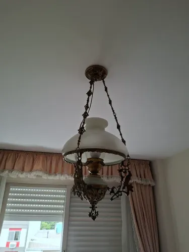 Lustre