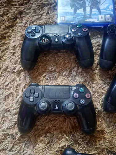 5 controle e um jogo de ps5