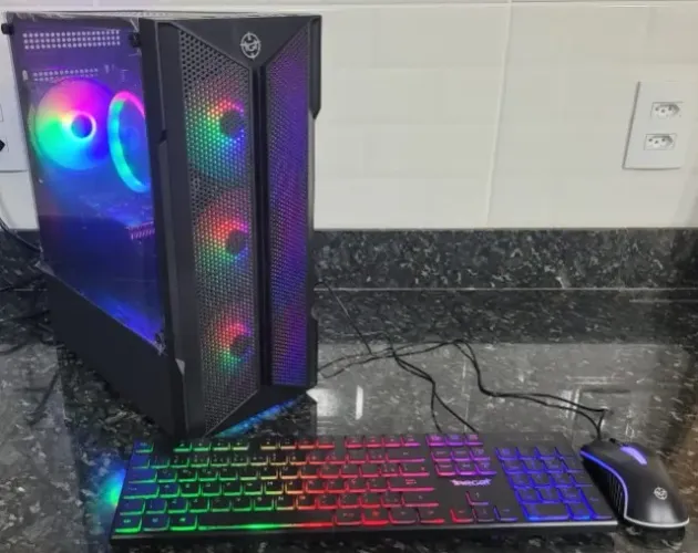 Computador PC Gamer I7 3770 / 16GB Memoria / SSD M.2 240GB / Placa de vídeo R7 370