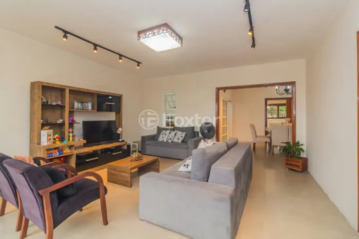Casa à venda Rua Teixeira de Carvalho, Medianeira - Porto Alegre