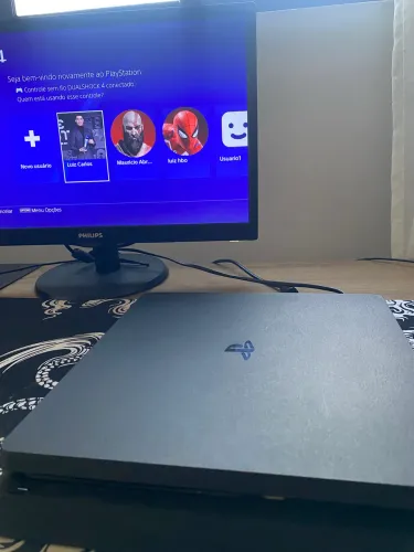 Ps4 slim 1tb