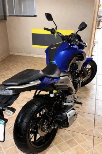 Moto Fazer 2021