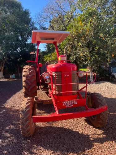 Trator Massey Ferguson 65x