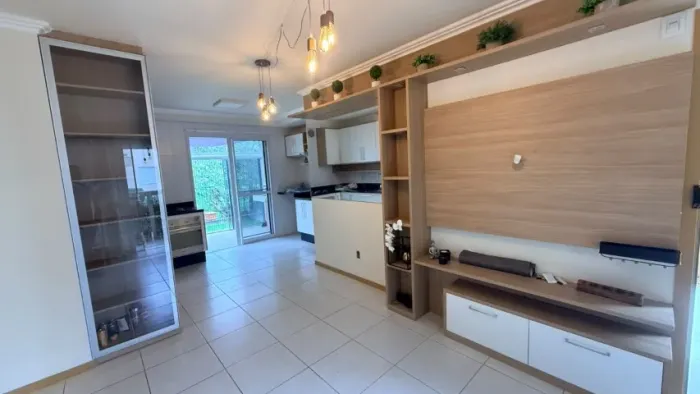 Apartamento Garden para Aluguel Anual na Vargem Pequena - Florianópolis/SC