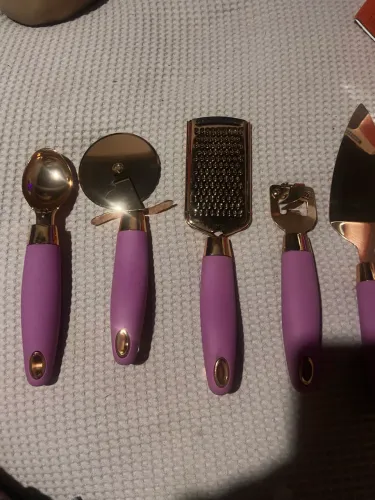 Kit 5 utensílios de cozinha roxo com dourado 