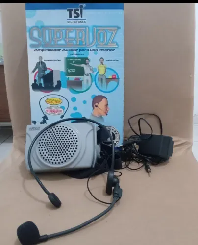 Microfone e amplificador