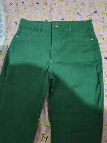 Calça jeans verde