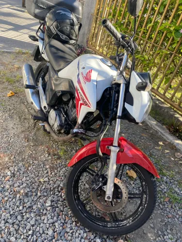 Honda titan 150 ano 14/15
