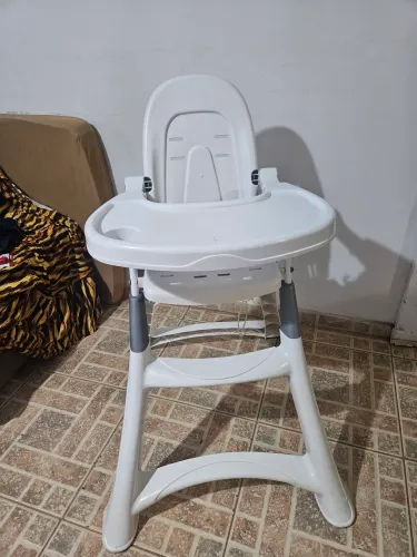 Cadeirinha de alimentação de bebê