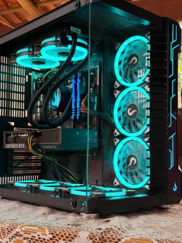 PC Gamer RTX 4070 12GB + Ryzen 5 5600X + 32GB RAM + SSD NVMe 1TB