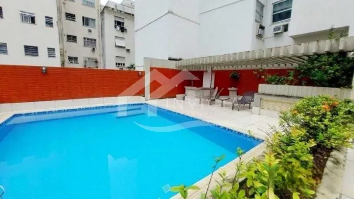 APARTAMENTO DE 4 QUARTOS INCRÍVEL NO POSTO 6 DE COPACABANA