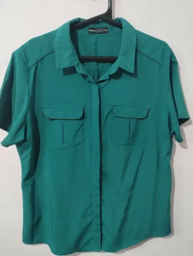Blusa feminina social, Marisa City, tamanho 46. Usada só duas vezes.