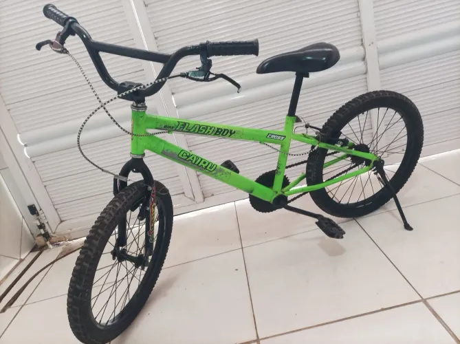 Bicicleta na promoção, pra vender logo