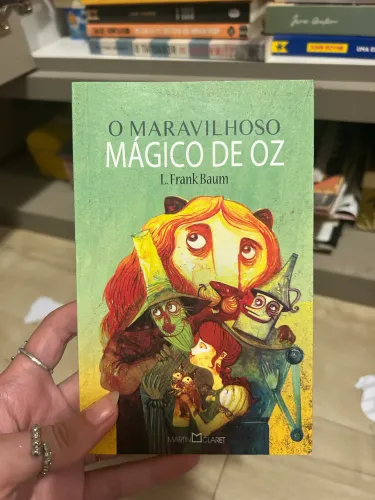 livro O Maravilhoso Mágico de Oz