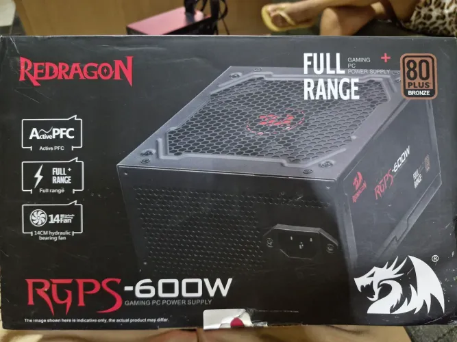 Fonte Redragon RGPS 600W 80 Plus Bronze ? PFC Ativo