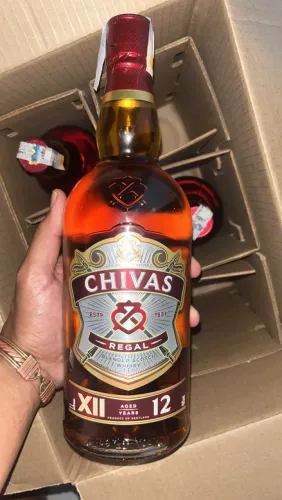 Chivas 12 anos 1 L R$:100