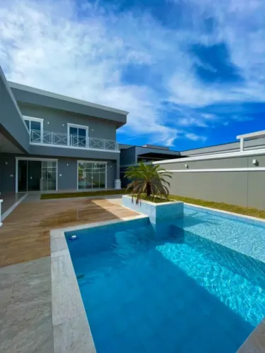 Casa residencial em condomínio Margarida de Holstein