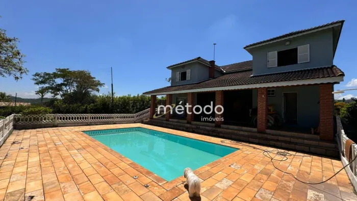 Casa com 5 quartos à venda, 257 m² por R$ 1.750.000 - Condomínio Residencial Alpes de Guar