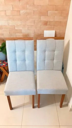 Cadeira para mesa de jantar em linho