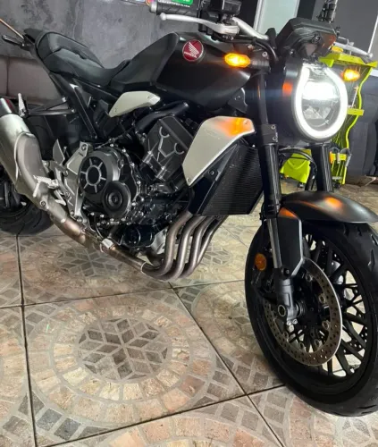 Cb 1000R