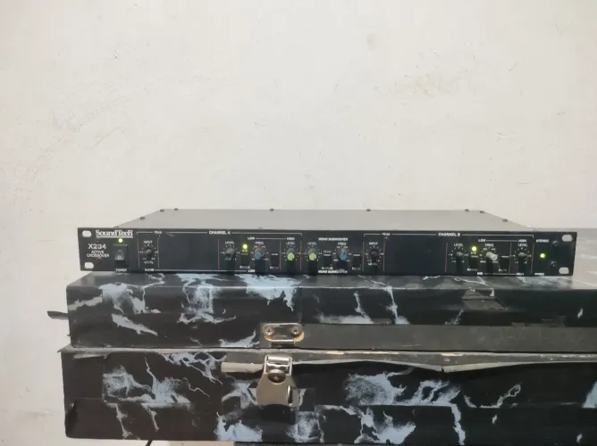 Crossover SoundTech X234