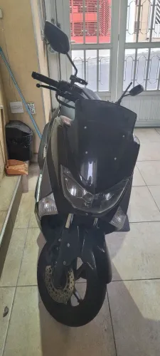 Nmax 160 2018 em ótimo estado, soleira esportiva, capa de banco premium