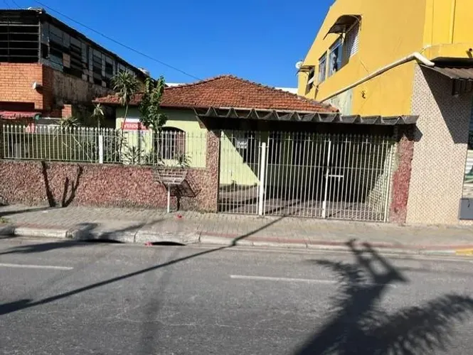 Casa Comercial para Venda em Poá, Centro, 4 dormitórios, 3 banheiros, 2 vagas