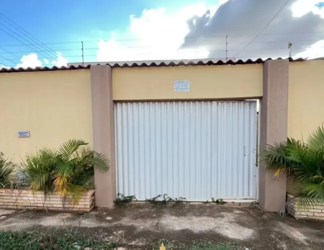 CASA PARA VENDA - PONTA DA TERRA