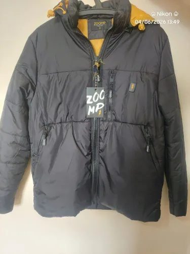Jaqueta Puffer Preto e Amarelo (Nova sem uso) Zoomp (Original)