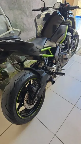 KAWASAKI Z900