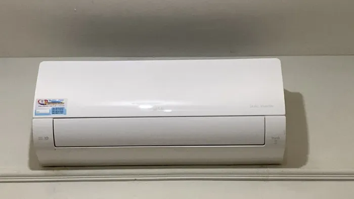 Ar condicionado LG dual inverter hi wall 9.000 btu