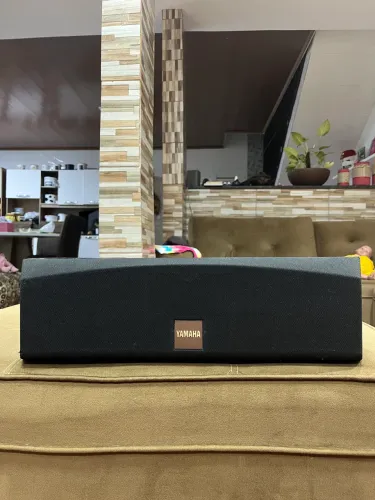 Caixa Central Yamaha NS-C40