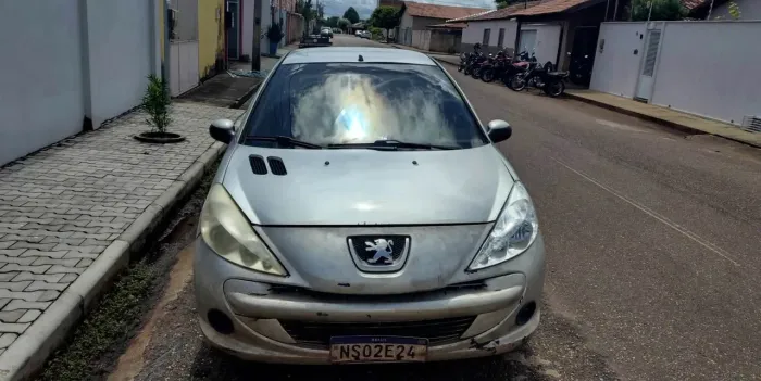 Peugeot 207 XR 1.4 Flex 8V 5P 2011