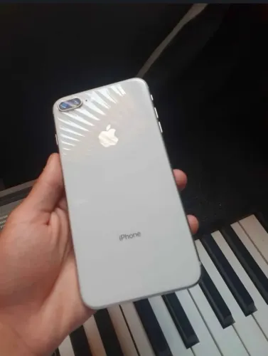iPhone 7 Plus 128 gigas 