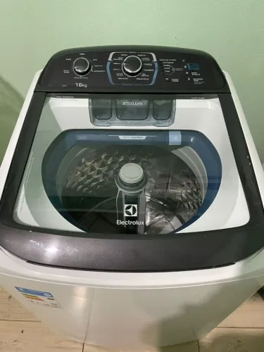 Máquina de lavar roupa