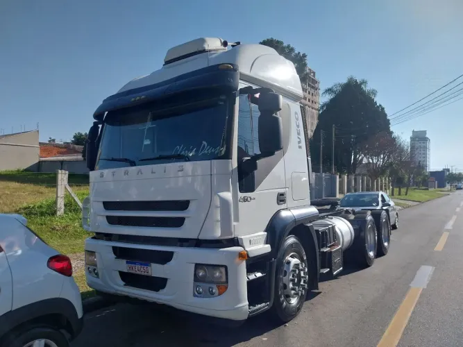 Vendo Caminhão Stralis 460 HD 6x4 ano 2011