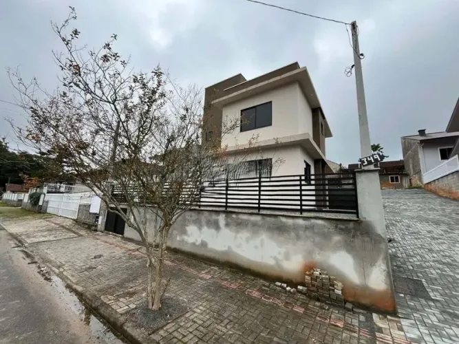 Casa TIMBÓ - SC