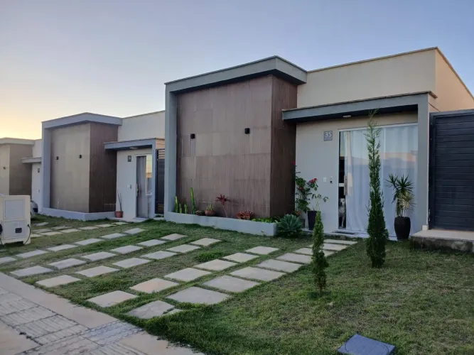 Casa no condomínio Conde 2 Candeias