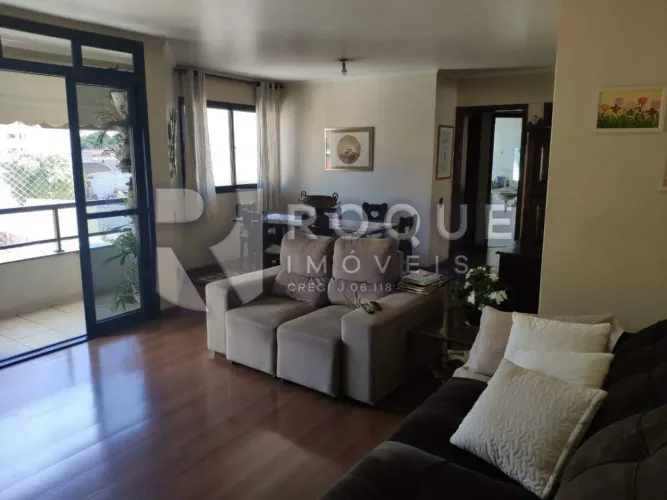 Apartamento à venda no bairro Centro