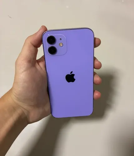 iPhone 12 64 GB LILÁS