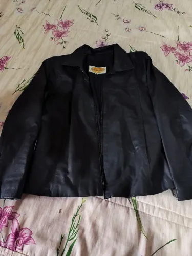 Vendo jaqueta de couro tamanho G